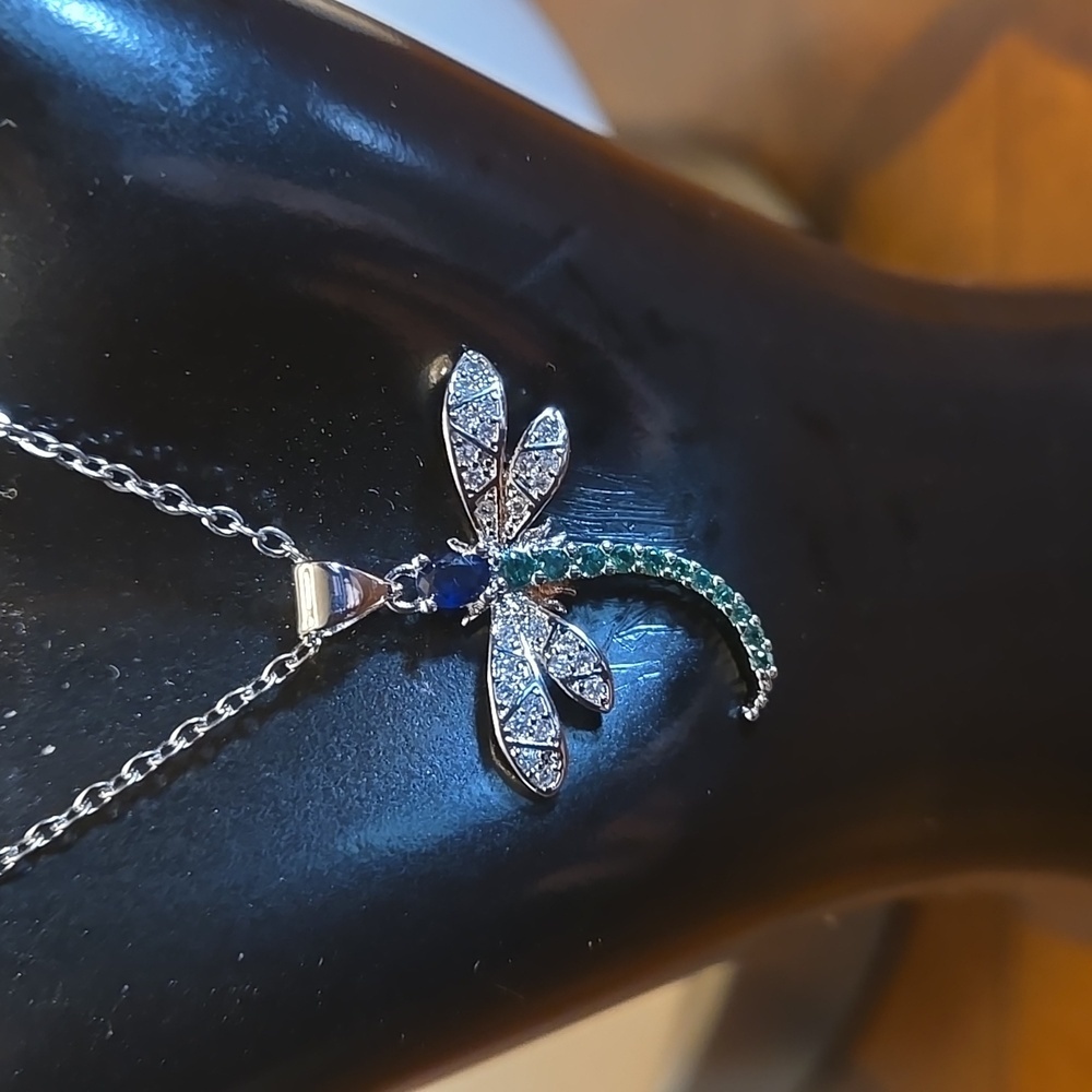 S925 Sterling Silver Dragonfly Pendant Artificially Synthesized Zirconia - Picture 7 of 10